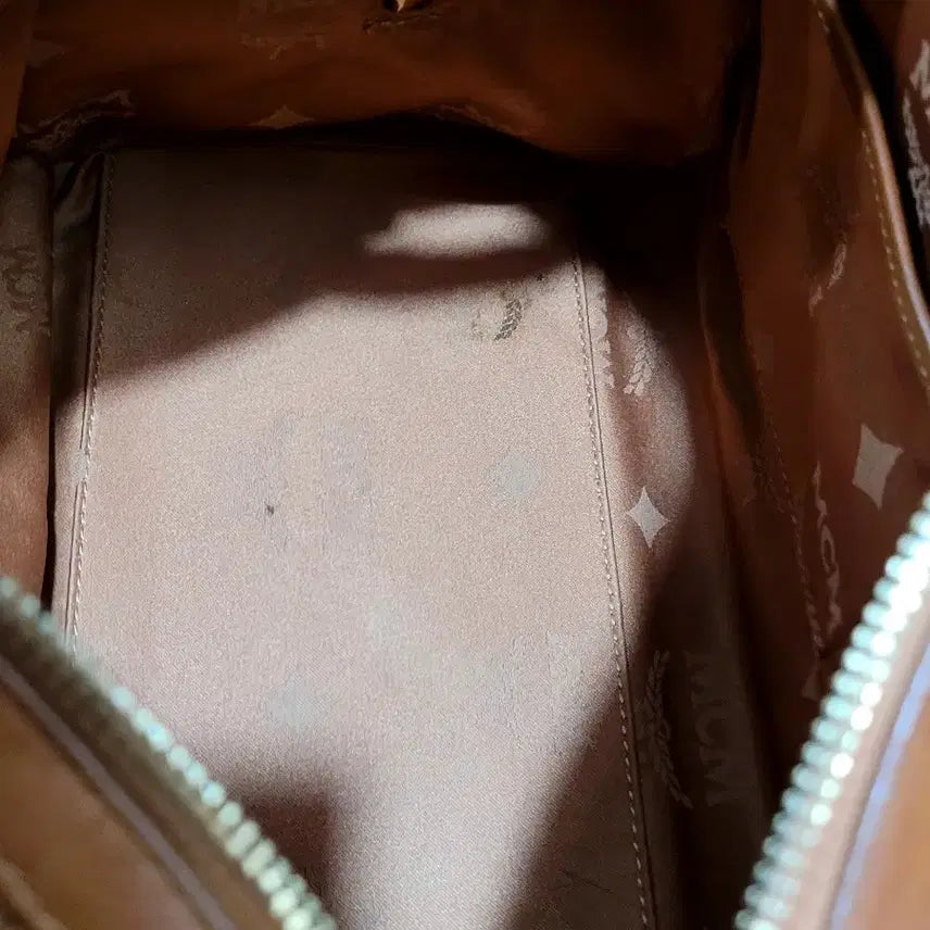 [BUNJANG] MCM Visetos Cognac Boston Tote Bag / 정품 MCM 비세토스 꼬냑 보스턴 토트백