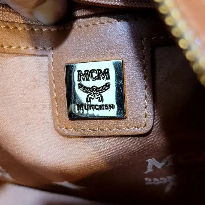 [BUNJANG] MCM Visetos Cognac Boston Tote Bag / 정품 MCM 비세토스 꼬냑 보스턴 토트백