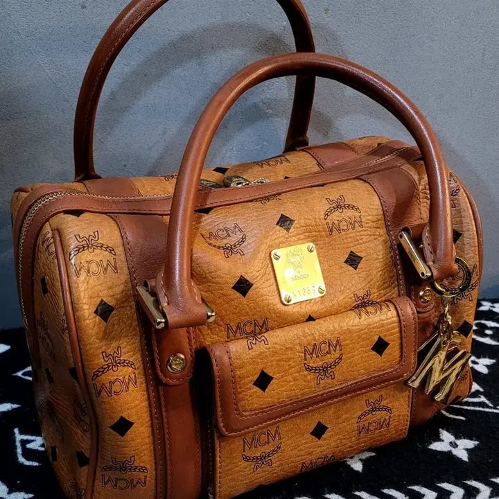 [BUNJANG] MCM Visetos Cognac Boston Tote Bag / 정품 MCM 비세토스 꼬냑 보스턴 토트백