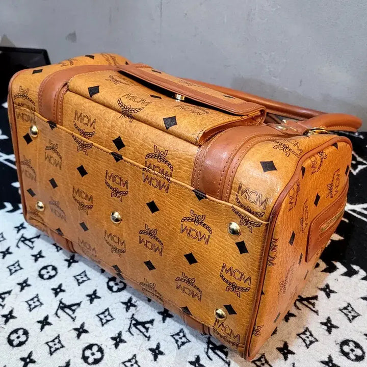 [BUNJANG] MCM Visetos Cognac Boston Tote Bag / 정품 MCM 비세토스 꼬냑 보스턴 토트백