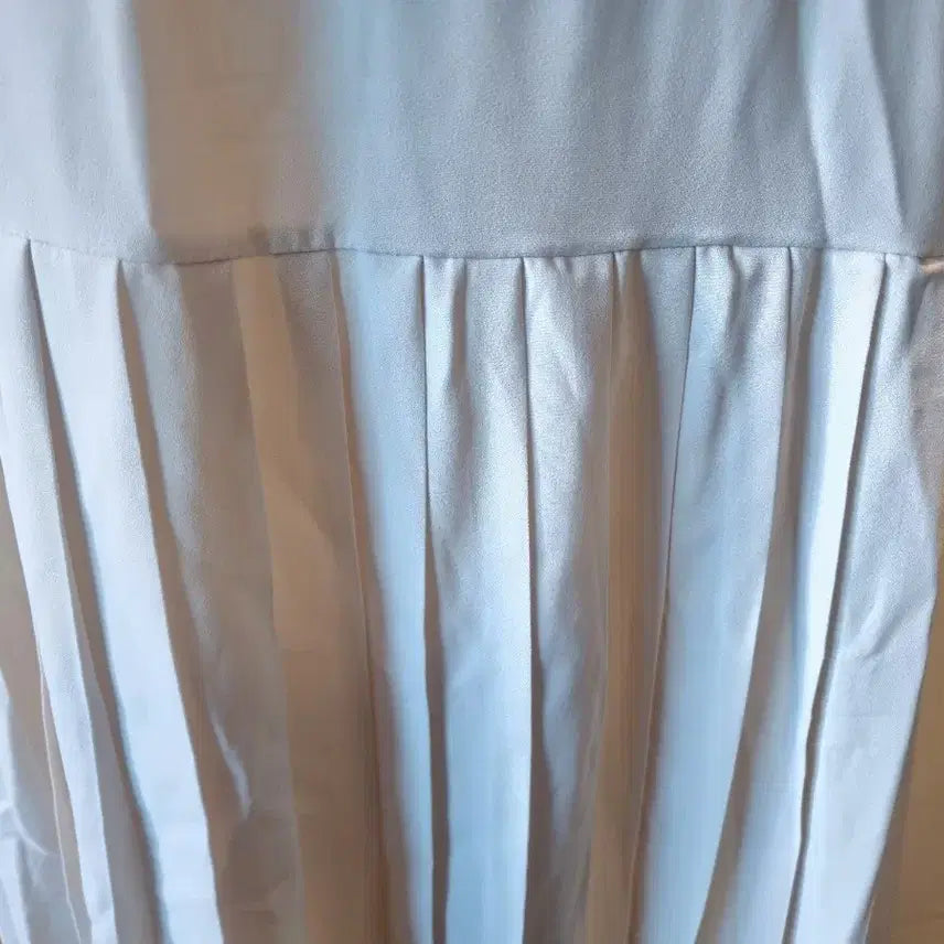 [BUNJANG] Ivory Pleated Long Dress / 아이보리 플리츠 롱 원피스(새상품)