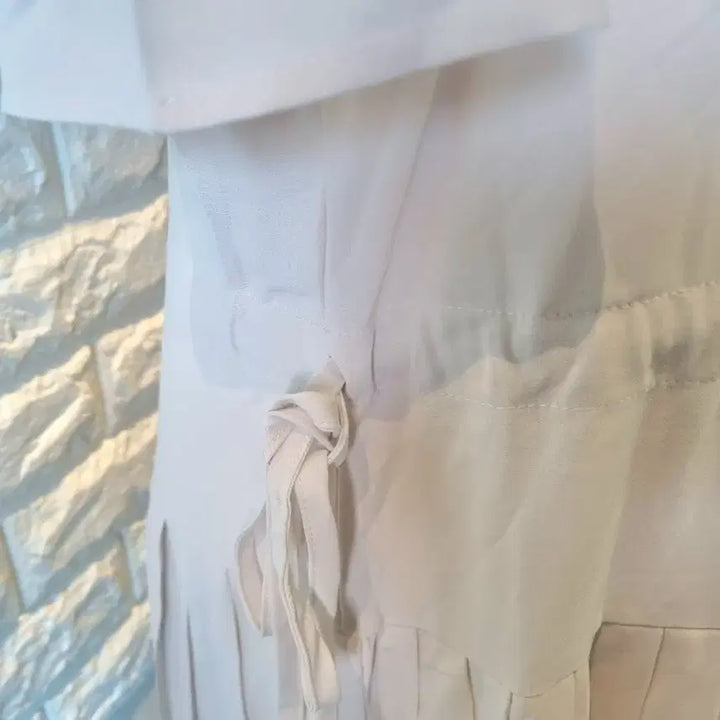 [BUNJANG] Ivory Pleated Long Dress / 아이보리 플리츠 롱 원피스(새상품)