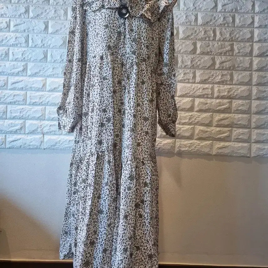 [BUNJANG] Frill Collar Long Dress (New) / 프릴카라 롱원피스 (새상품)