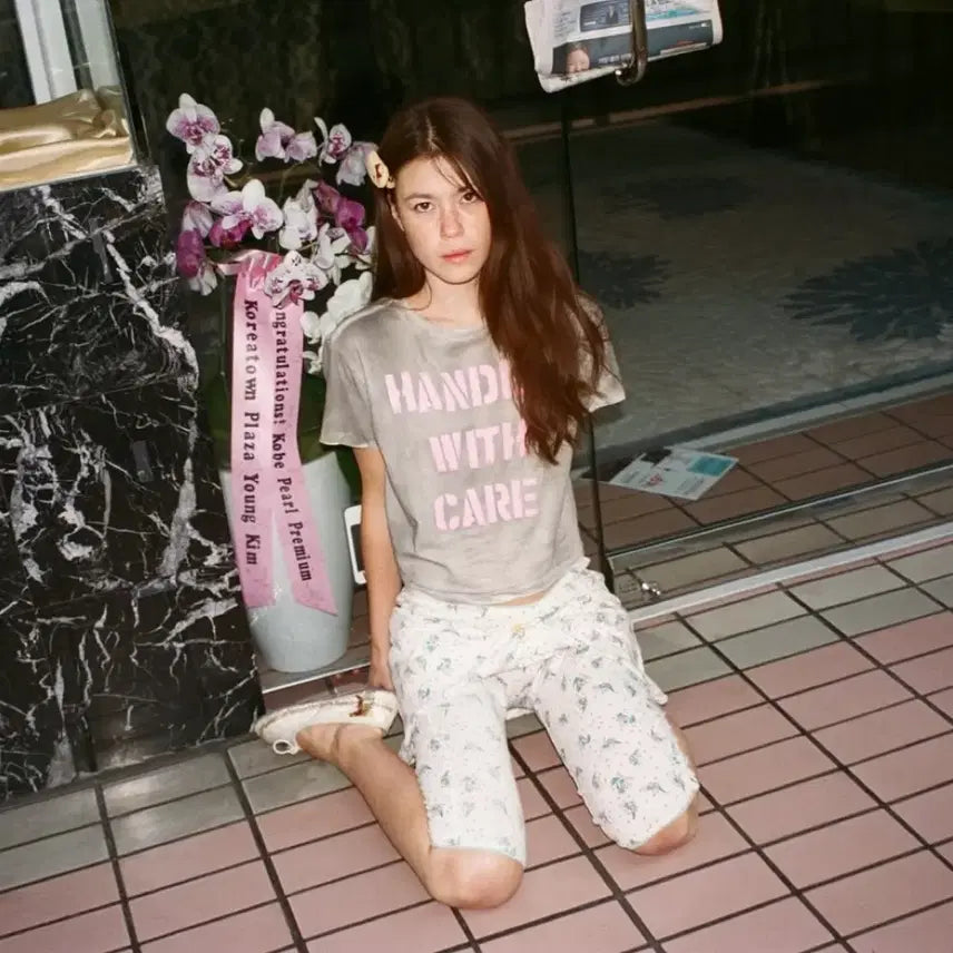 [BUNJANG] Ashley Williams Happy Cropped T-Shirt / Ashley Williams 애슐리윌리엄스 happy 티셔츠