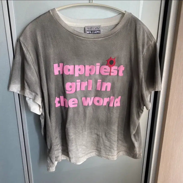 [BUNJANG] Ashley Williams Happy Cropped T-Shirt / Ashley Williams 애슐리윌리엄스 happy 티셔츠