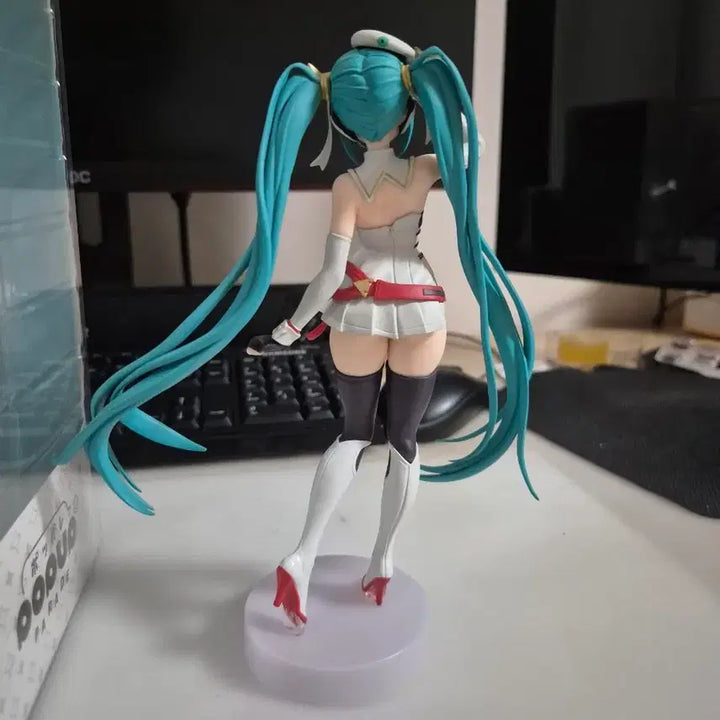 [BUNJANG] Hatsune Miku GT Project Racing Miku 202 Figure / 하츠네 미쿠 GT 프로젝트] POP UP PARADE 레이싱 미쿠 202