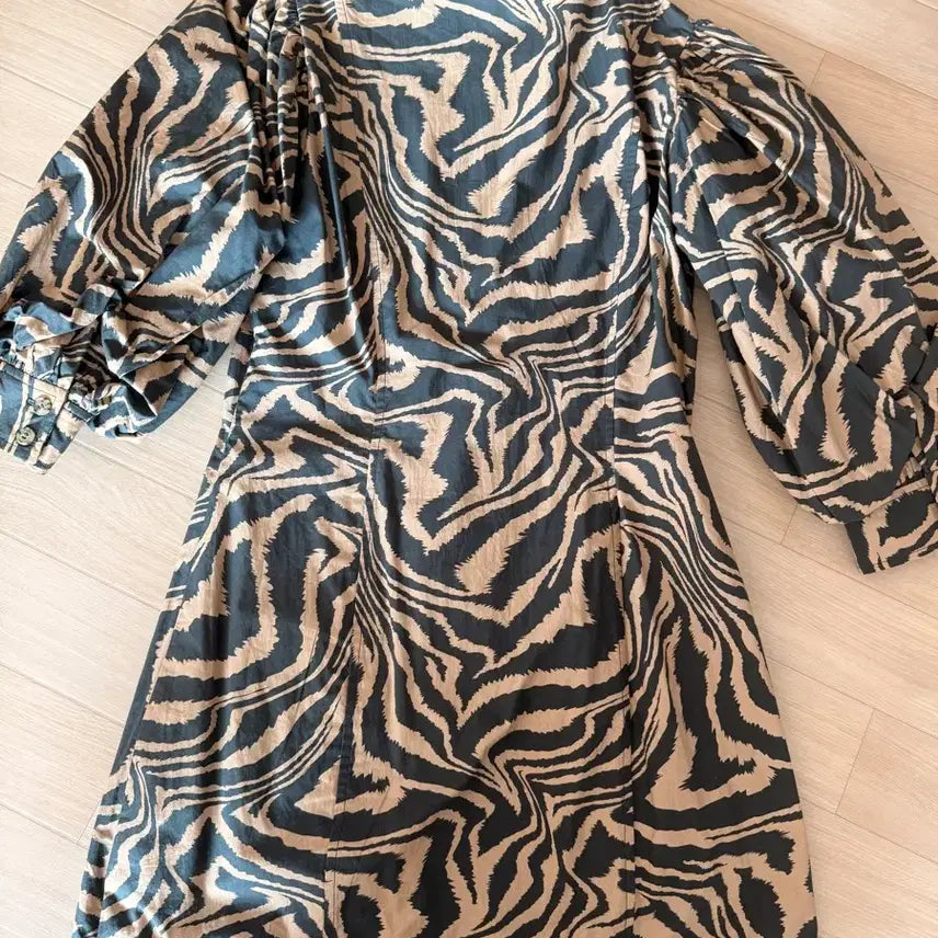 [BUNJANG] Ganni Leopard Print Dress / 가니 원피스
