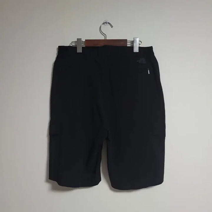 [BUNJANG] The North Face Black Functional Cargo Shorts / (34) 노스페이스 블랙 기능성 카고 반바지 등산복 운동복