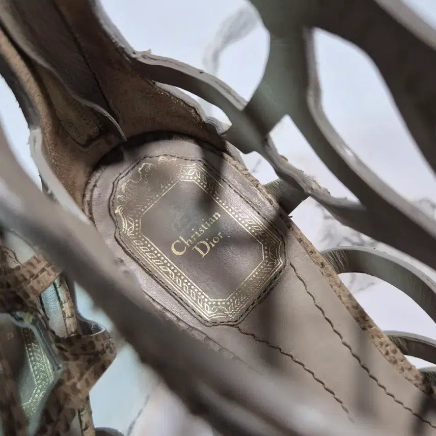 [BUNJANG] Dior Paradise Python Embossed Leather Sandals Heels / (정품) 디올 파라다이스 파이썬 엠보싱 가죽 샌들 힐 구두 36.5