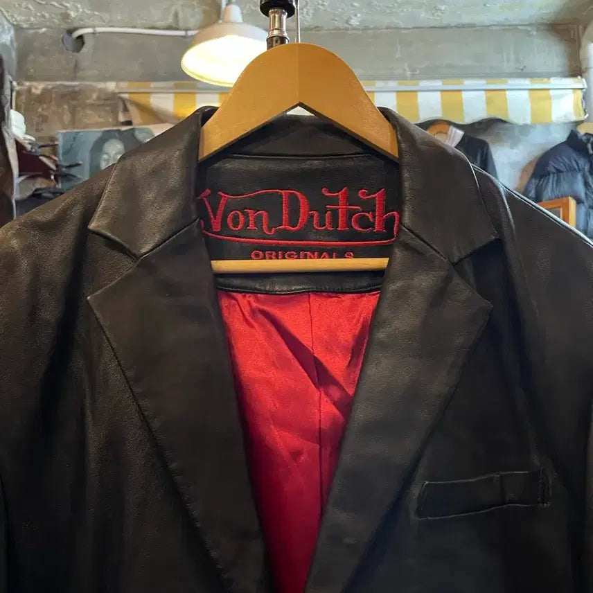 [SOLD OUT] VonDutch 양가죽 블레이져 자켓 블랙