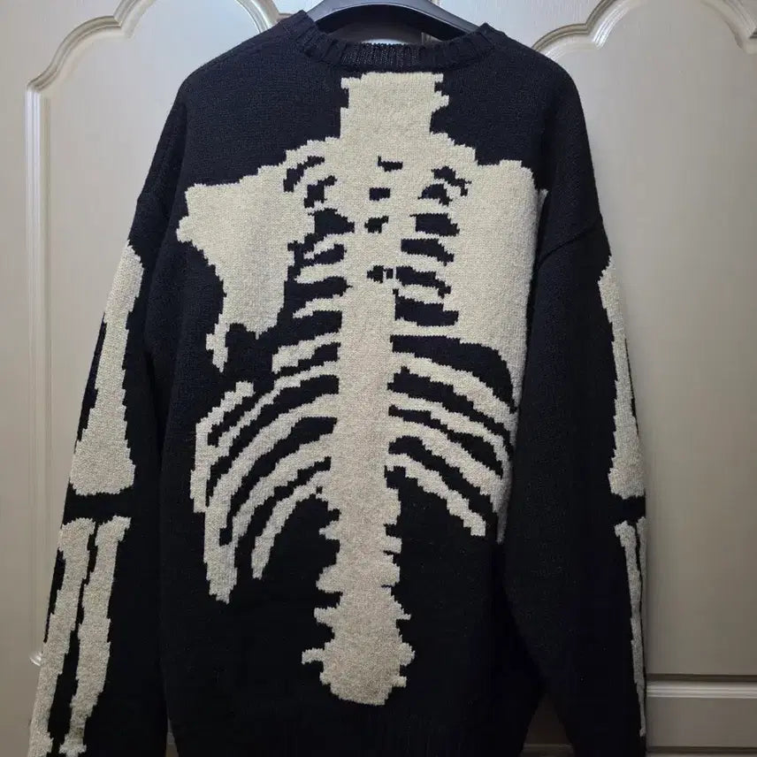 [BUNJANG] Capital Wool Bone Knit Sweater / 캐피탈 울 본 니트 1사이즈 판매