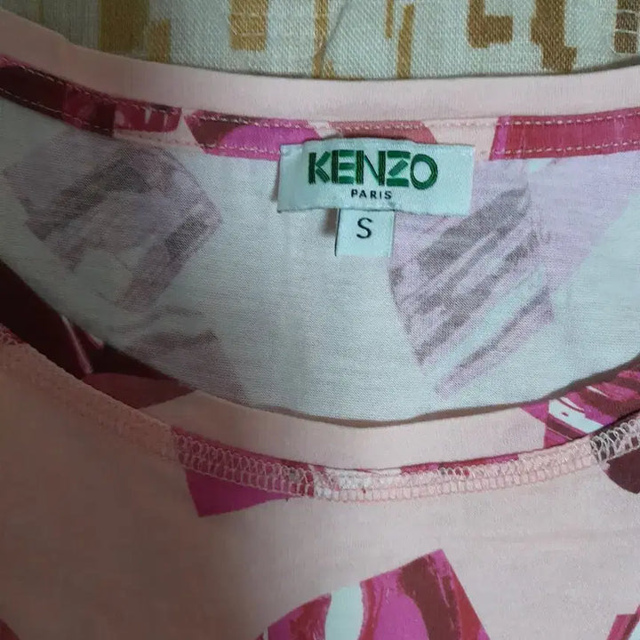 [BUNJANG] KENZO 핑크 패턴 반팔 티셔츠 S / KENZO 핑크 패턴 반팔 티셔츠 S