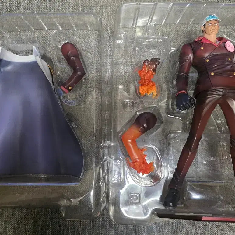 [BUNJANG] MegaHouse P.O.P DX Akainu Figure / [중고 구매 미진열] 메가하우스 P.O.P DX 아카이누 팝니다.