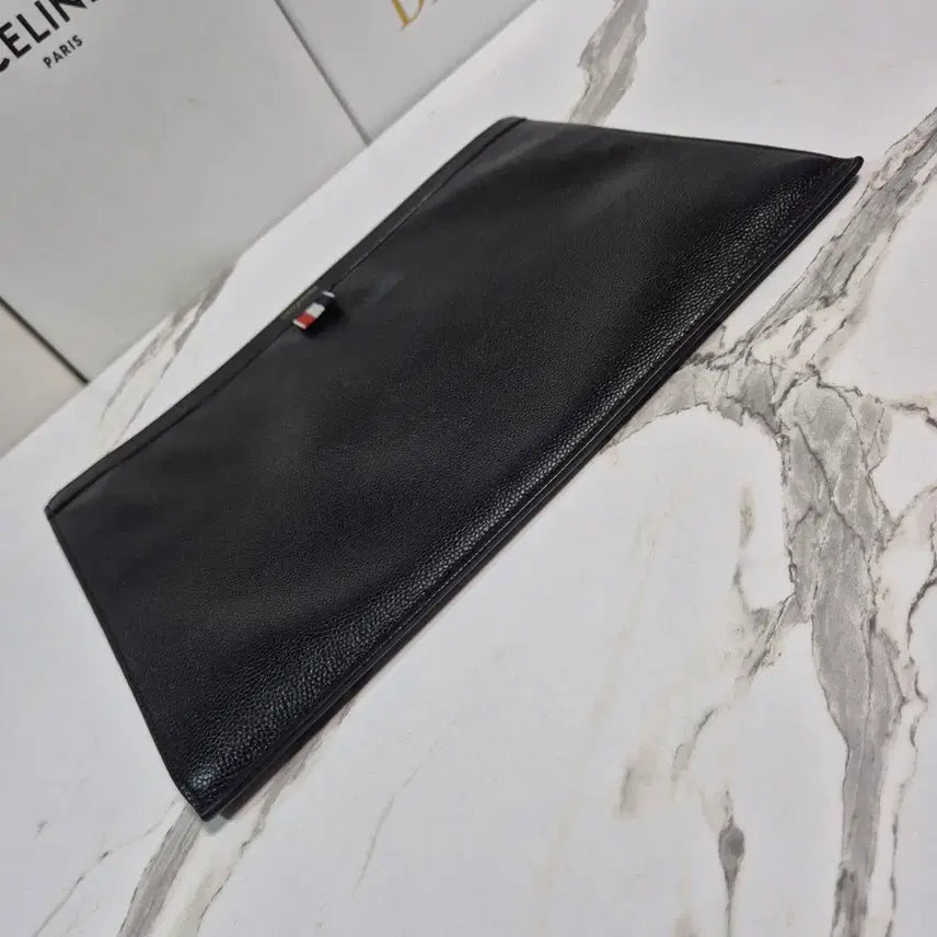 [BUNJANG] Thom Browne Pebbled Grain Leather Black Clutch Bag / (정품) 톰브라운 페블 그레인 블랙 클러치 백