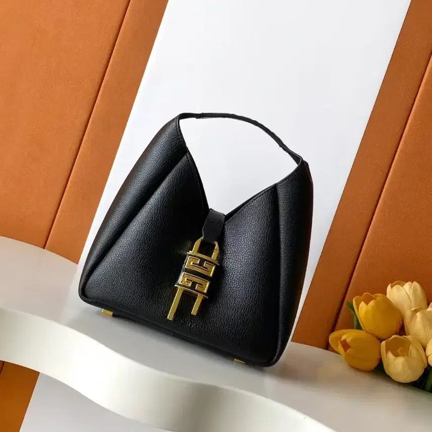 [BUNJANG] Givenchy Clutch Handbag / 지방시 핸드백 클러치백