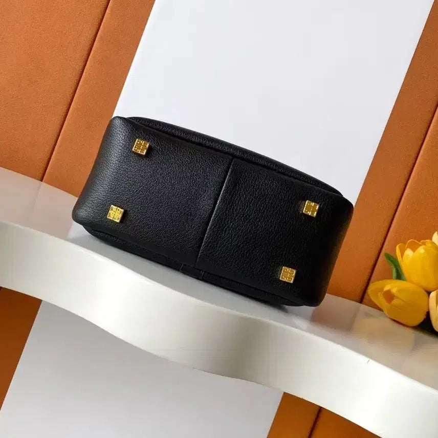 [BUNJANG] Givenchy Clutch Handbag / 지방시 핸드백 클러치백