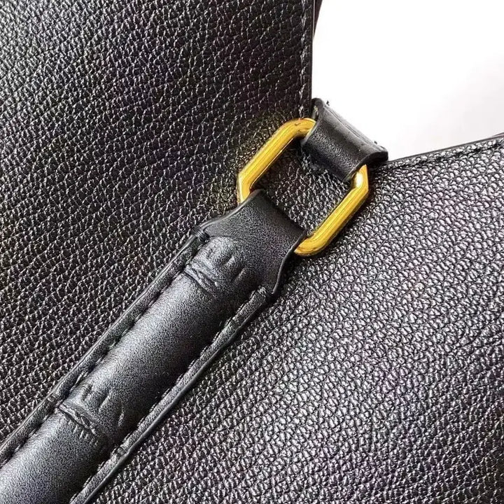 [BUNJANG] Givenchy Clutch Handbag / 지방시 핸드백 클러치백