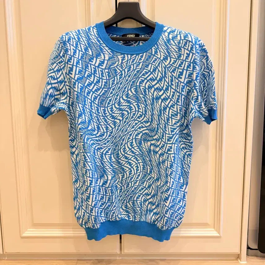 [BUNJANG] Fendi FF Logo Knit Short Sleeve Top / 펜디 FF 로고 반팔 니트 블루