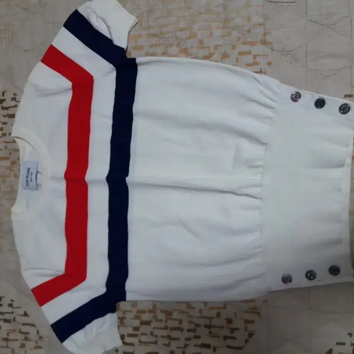 [BUNJANG] Thom Browne Tri-Stripe White Short Sleeve T-shirt / 톰*라운st 삼선 화이트 반팔 티셔츠 S
