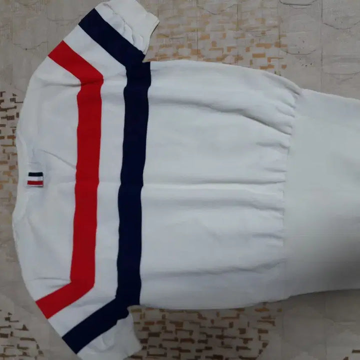 [BUNJANG] Thom Browne Tri-Stripe White Short Sleeve T-shirt / 톰*라운st 삼선 화이트 반팔 티셔츠 S