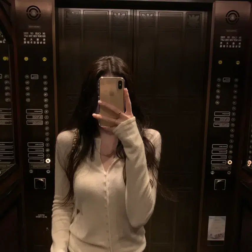 [BUNJANG] Obzest Bell Button Cardigan Ivory / 오브제스트 벨 버튼 가디건 아이보리