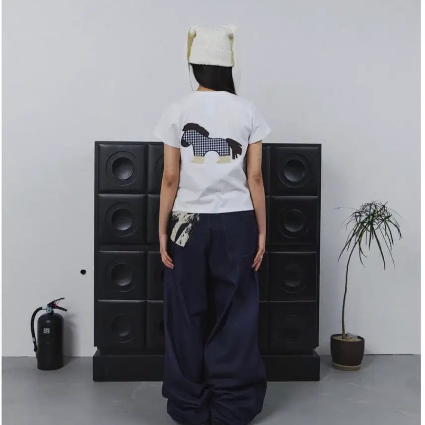 [SOLD OUT] 탄산 포니 아플리케 티셔츠  1