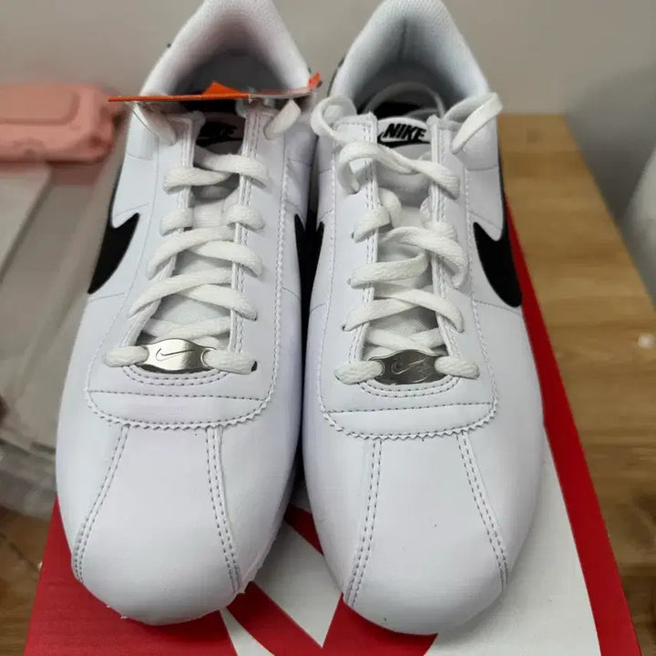 [BUNJANG] Nike Cortez White Black 235mm / 나이키 코르테즈 흰검 235 새상품