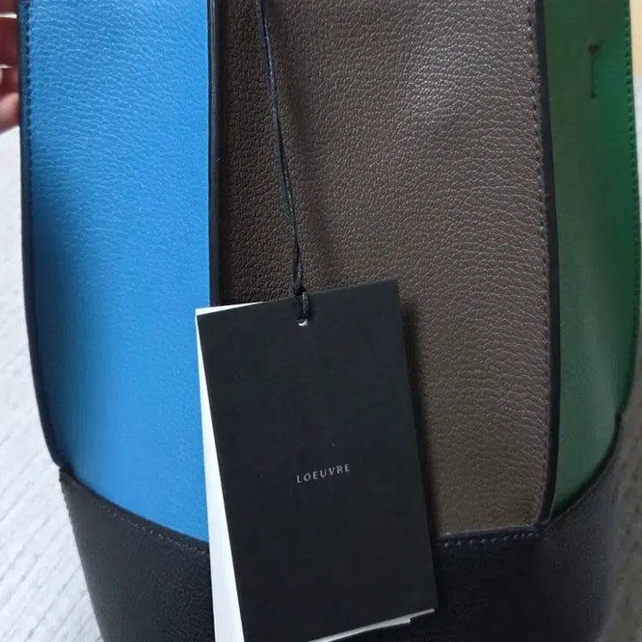 [BUNJANG] Loeuvre Sac de Lumiere Tote Bag / 루에브르 가방 삭드 루미에르 토트백 버킷백 아페쎄 미닛뮤트 미우미우