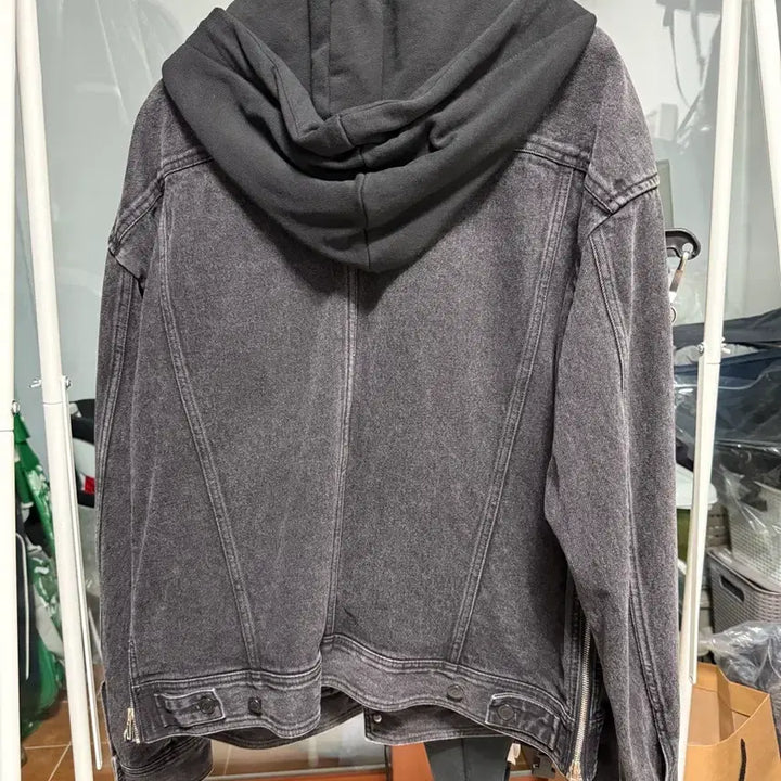 [BUNJANG] Juun.J 20SS Washed Black Denim Hooded Trucker Jacket / (48) 20ss 준지 흑청 후드 트러커