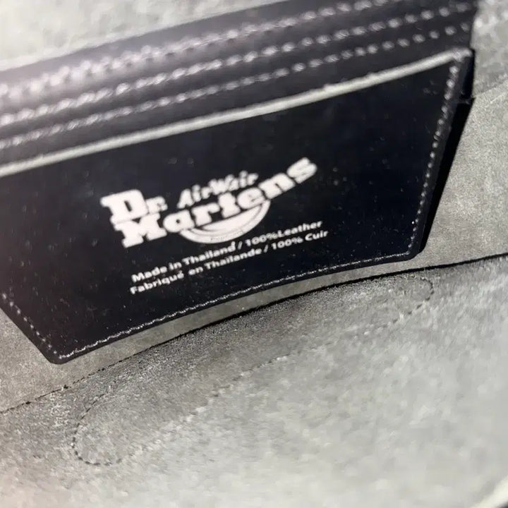 [BUNJANG] Dr. Martens 2018 Valentine&