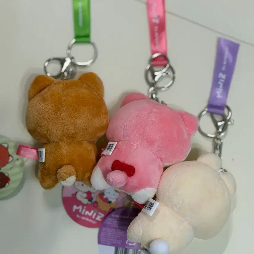 [BUNJANG] Minirolls Plush Keyring - Stand Mini Me, Foxyroll, Kittyroll, Bunnyroll / 미니롤즈 인형키링/ 스탠드 미니미 키링/팍시롤 키티롤 버니롤 2개