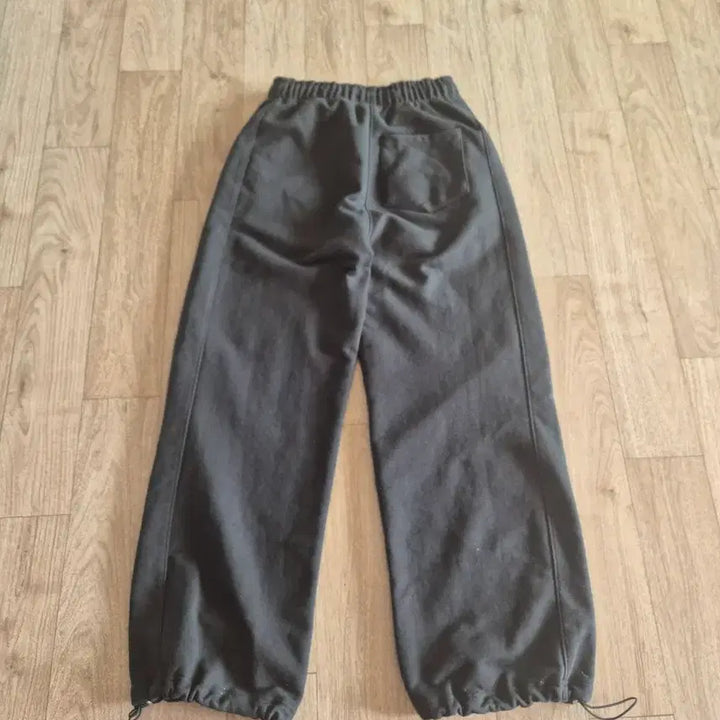 [BUNJANG] Black Jogger Training Pants / 검정색 조거 트레이닝 팬츠