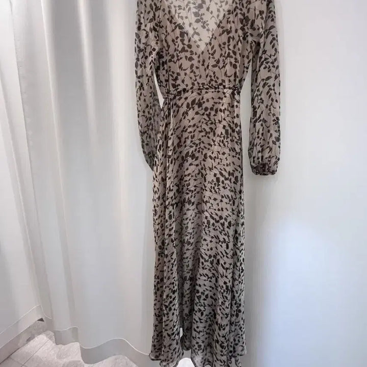 [BUNJANG] Yeori Fit Chiffon Wrap Long Dress / 여리핏 쉬폰 랩 롱원피스