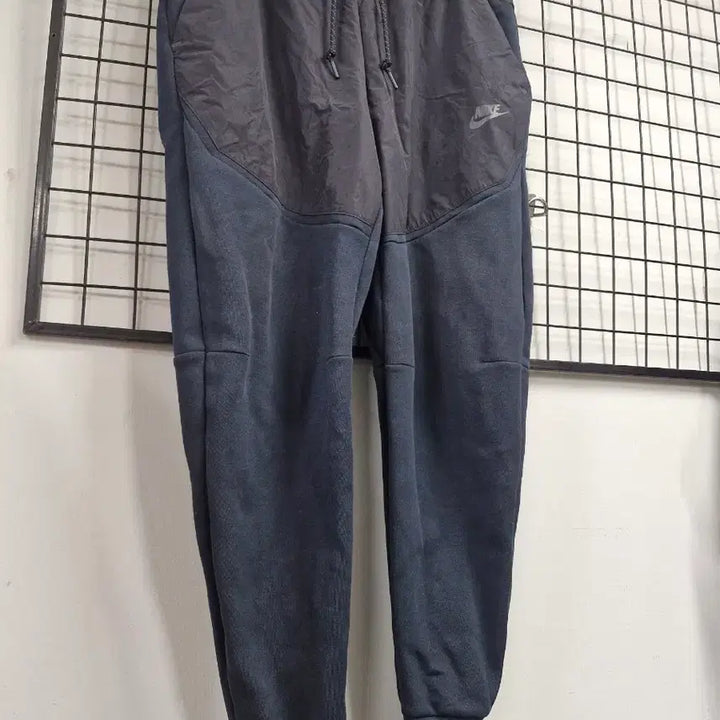 [BUNJANG] Nike Tech Fleece Woven Jogger Pants / 100L 나이키 테크플리스 우븐 조거팬츠