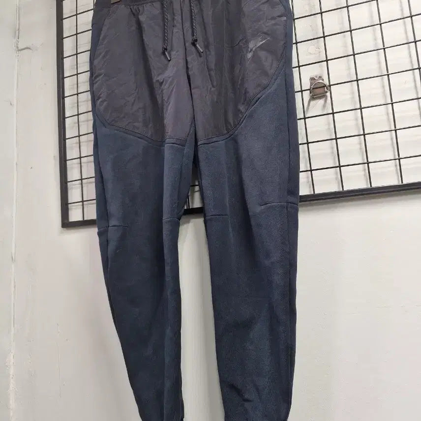[BUNJANG] Nike Tech Fleece Woven Jogger Pants / 100L 나이키 테크플리스 우븐 조거팬츠