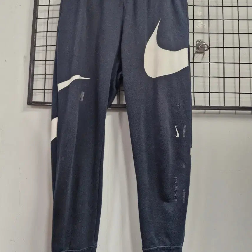 [BUNJANG] Nike Swoosh Training Pants / 100L 나이키 스우시 트레이닝 바지.