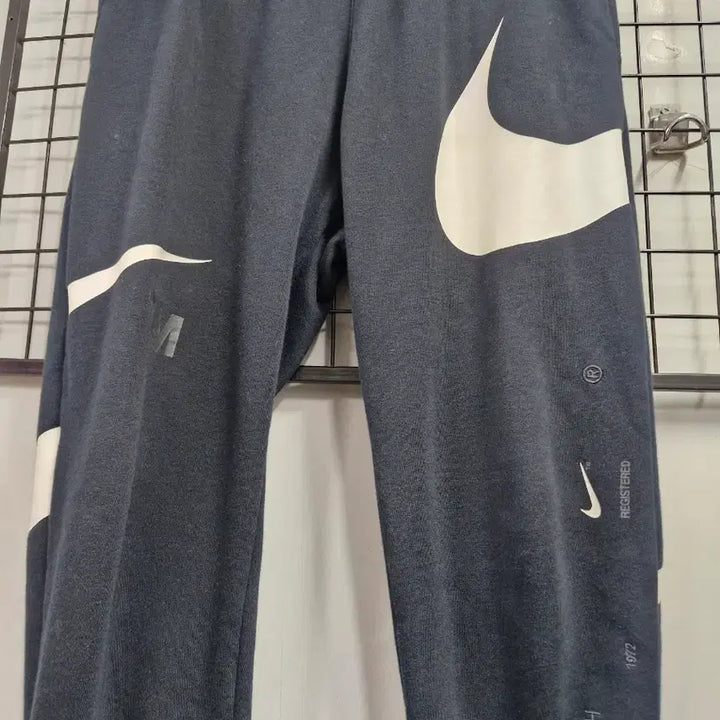 [BUNJANG] Nike Swoosh Training Pants / 100L 나이키 스우시 트레이닝 바지.