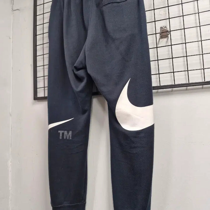 [BUNJANG] Nike Swoosh Training Pants / 100L 나이키 스우시 트레이닝 바지.