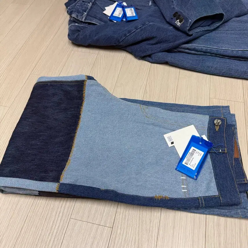 [BUNJANG] Ader Error Edisav Jeans A4 New / 아더에러 Edisav jeans A4 새상품