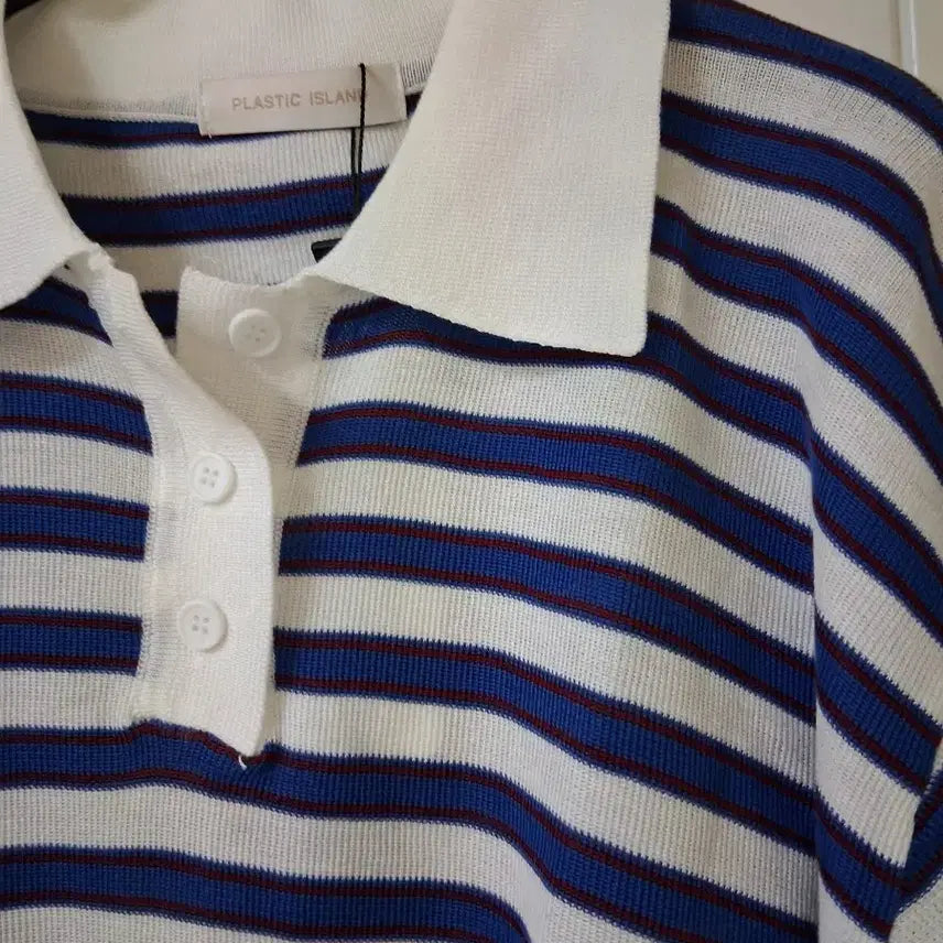 [BUNJANG] Plastic Island Striped Collar Knit / 플라스틱아일랜드 스트라이프 카라 니트