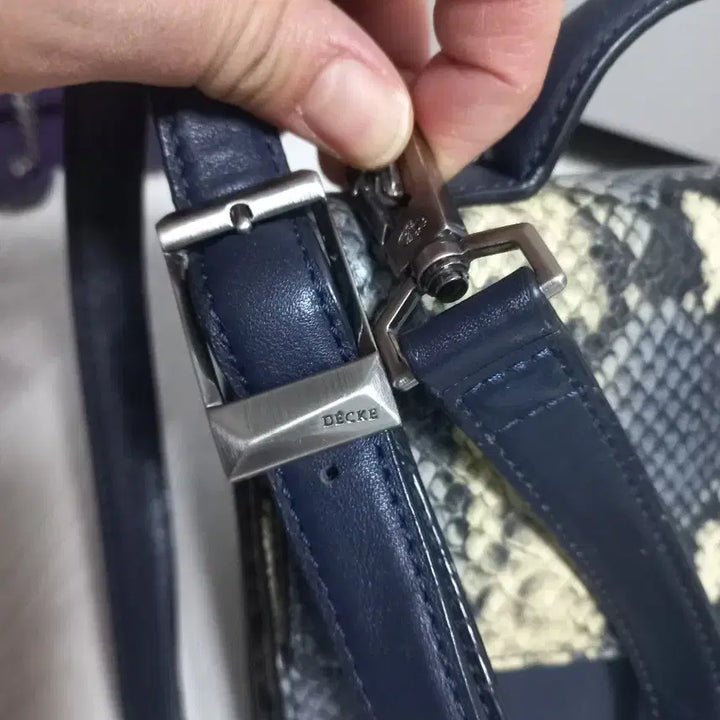 [BUNJANG] Decke New Leslie Python Shoulder Bag / 덱케 뉴 레슬리. 파이톤. 숄더백 겸 크로스백