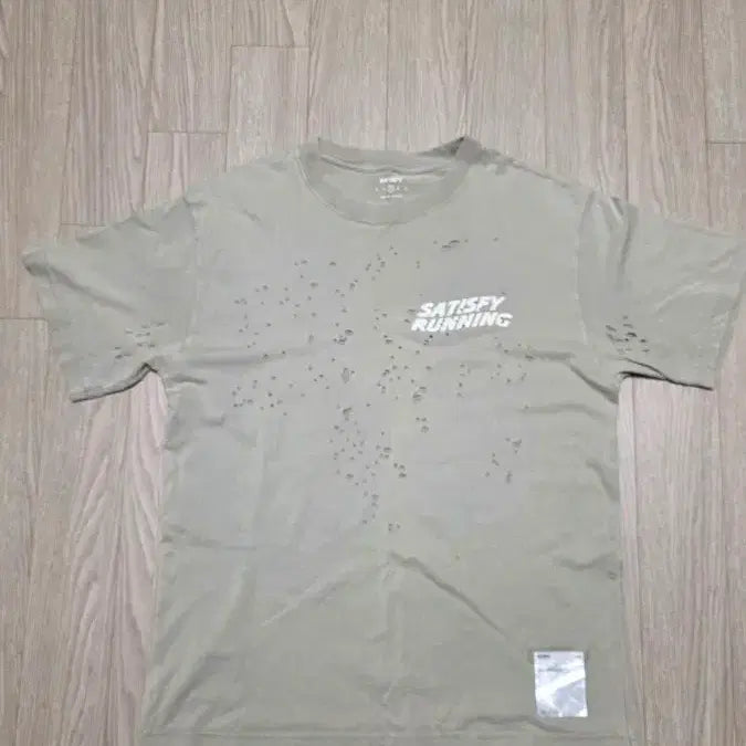 [BUNJANG] Satisfy Mostech T-shirt (Size 2) / satisfy 세티스파이 모스테크 티셔츠 2사이즈