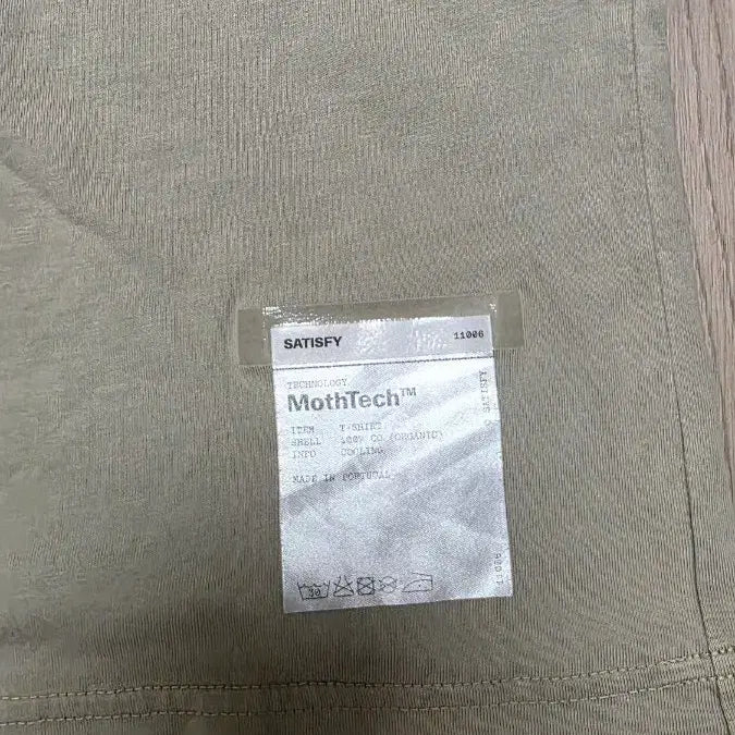 [BUNJANG] Satisfy Mostech T-shirt (Size 2) / satisfy 세티스파이 모스테크 티셔츠 2사이즈