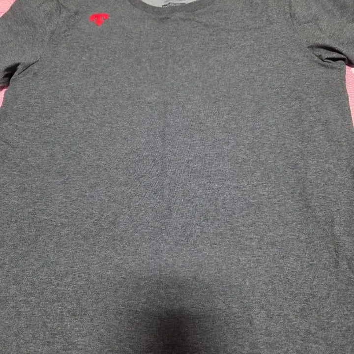 [SOLD OUT] 데상트 그레이 반팔 티셔츠 100