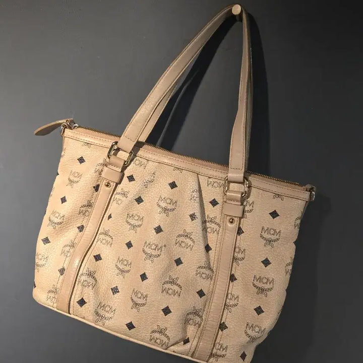 [BUNJANG] MCM Logo Shoulder Bag/Tote Bag (Ivory) / MCM 로고 숄더백 / 토트백 아이보리