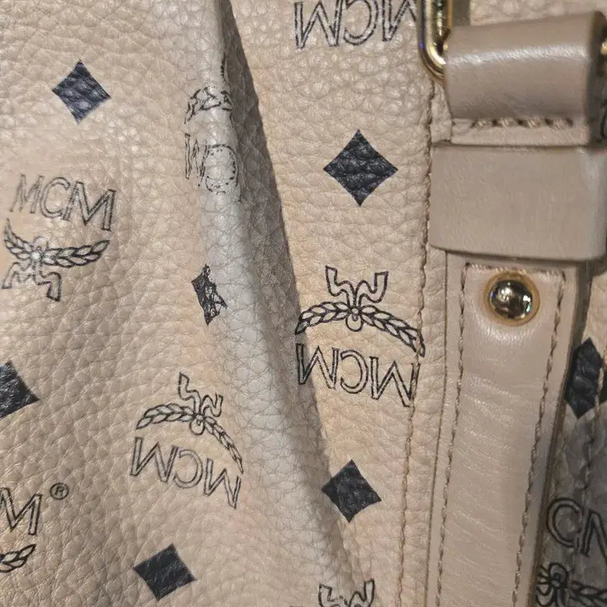[BUNJANG] MCM Logo Shoulder Bag/Tote Bag (Ivory) / MCM 로고 숄더백 / 토트백 아이보리