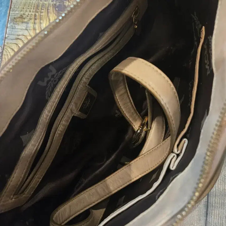 [BUNJANG] MCM Logo Shoulder Bag/Tote Bag (Ivory) / MCM 로고 숄더백 / 토트백 아이보리