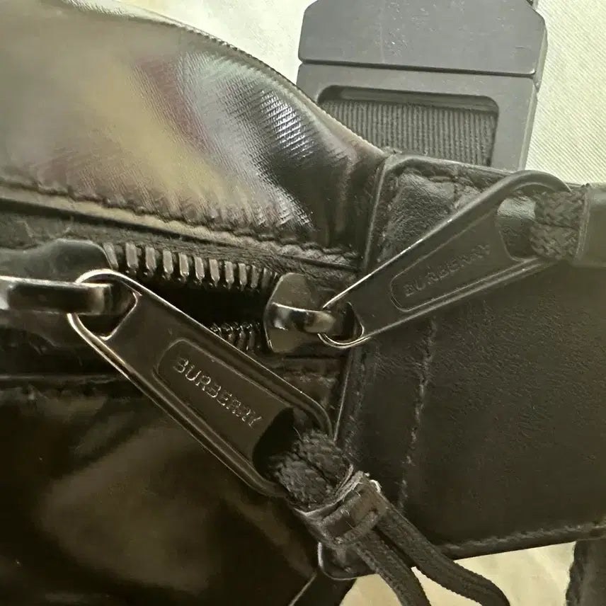 [BUNJANG] Burberry Medium Bum Bag / 버버리 정품 범백 미디움사이즈