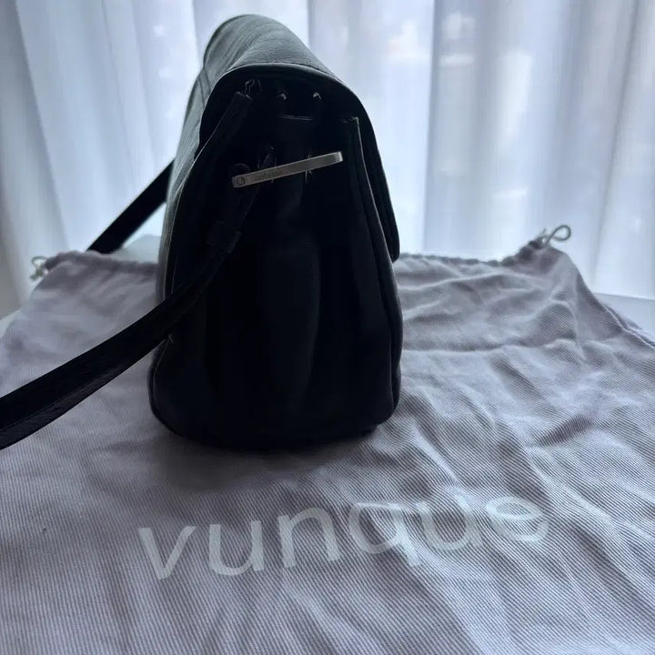 [BUNJANG] Vunke Crossbody Bag / Shoulder Bag / 분크 크로스백 / 숄더백