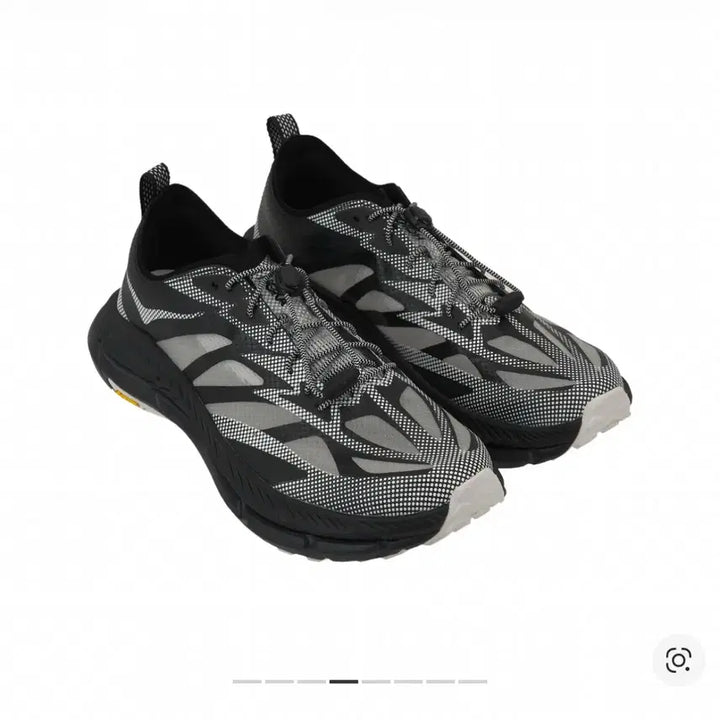 [BUNJANG] Hoka Mafate Speed 4 Light TS Black/White Running Shoes / 호카 마파테 스피드 4 라이트 TS 블랙/화이트